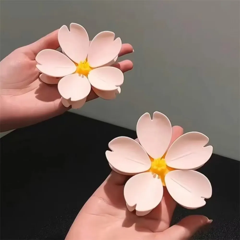 2-in-1 Magnetic Fridge Magnets Flower Type Sealing Clips,Petal Fridge Sticker for Food Storage Multifunctional Bag Clips Kitchen