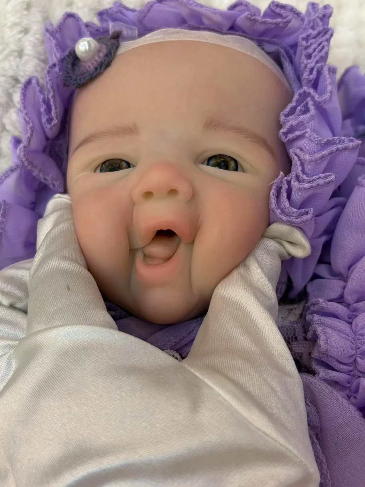43 Cm Handmade Silicone Lifelike Newborn Baby Doll Cute 3D Painted Can Open Mouth Bebe Reborn Girl Doll