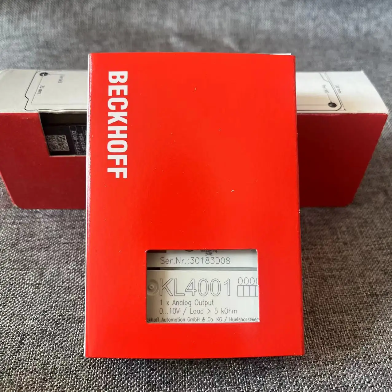 وحدة Beckhoff KL3204 KL4001 KL4002 KL5001 KL2408 KL9010 متوفرة في المخزون