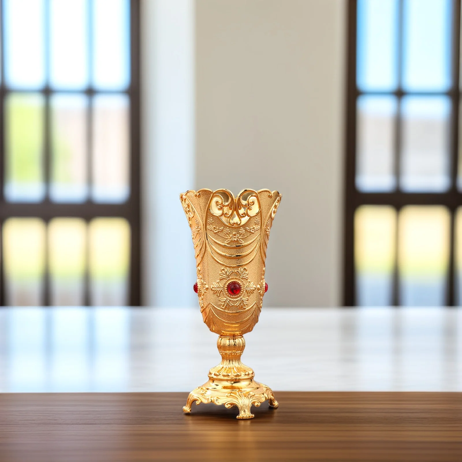 

Retro Flower Vase Unique Vintage Decorative Alloy Tabletop European Style Floral Arrangement Container For Wedding Party Banquet
