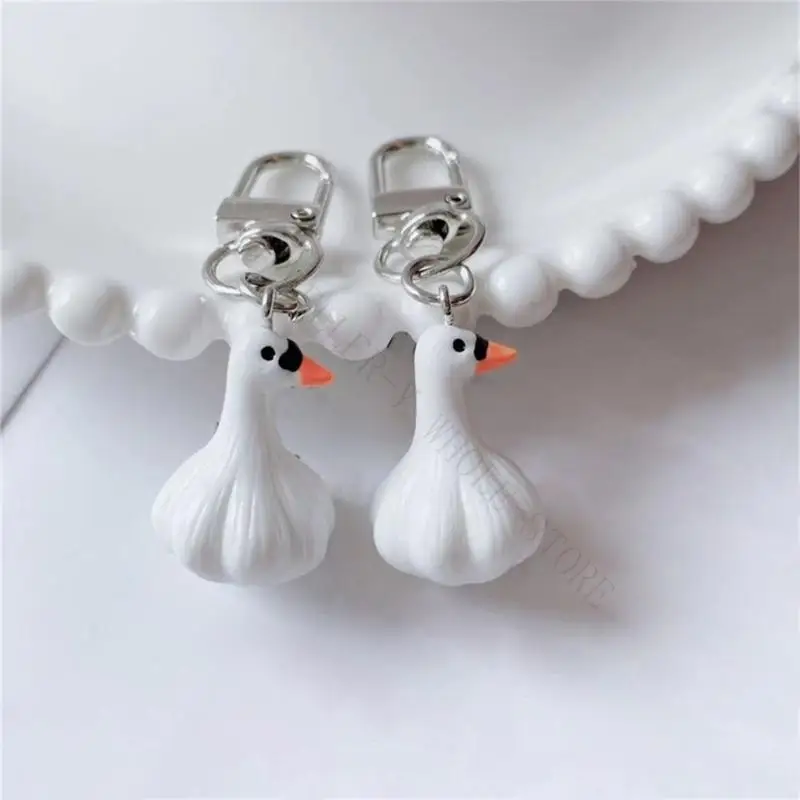 R7UF Eye Catching Garlic Duck Keychain Fashionable Accessories Portable Holder
