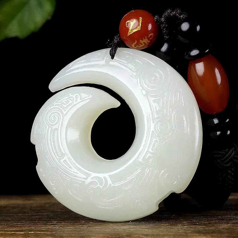 

Fine Jewelry Natural Hetian Nephrite Jade Hotan Jade Lucky Pendant