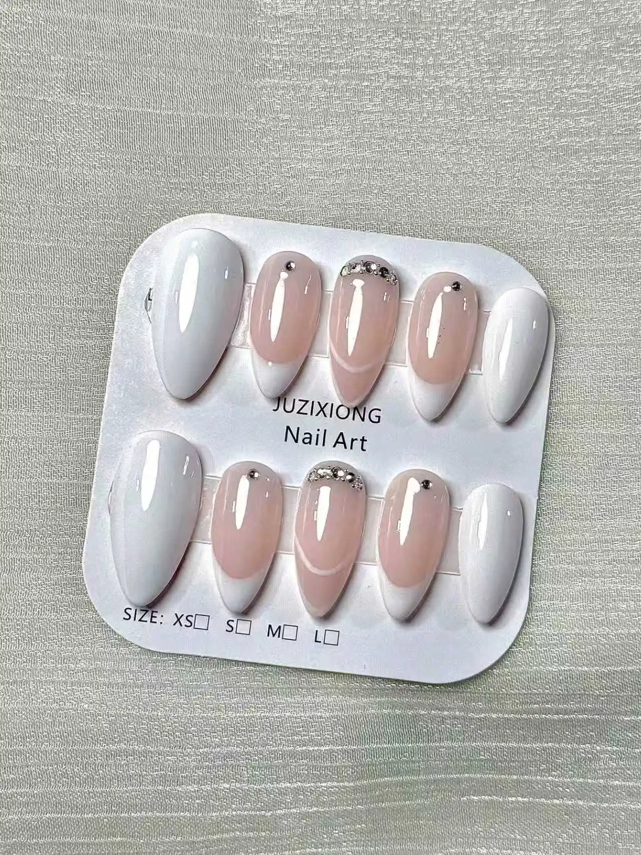 10 قطع من أظافر اللوز المصنوعة يدويًا نقية، حواف بيضاء على الطراز الفرنسي، سلسلة ماسية، بسيطة ولكنها عصرية للشباب. #3