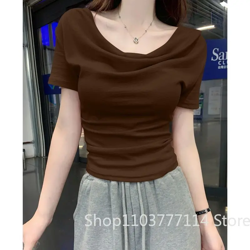 Neues Sommer-Design: Asymmetrisches One-Shoulder-Shirt mit diagonalem Kragen, schmal geschnitten, unregelmäßige Kurzarm-T-Shirt-Form, Übergröße, Damenbekleidung – Detail 7