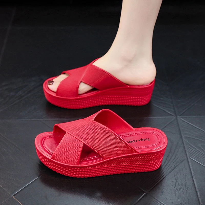 House Slippers Platform Shoes Slipers Women Low On A Wedge Luxury Slides Soft 2024 Flat Designer Casual PVC Fashion Rome Basic H