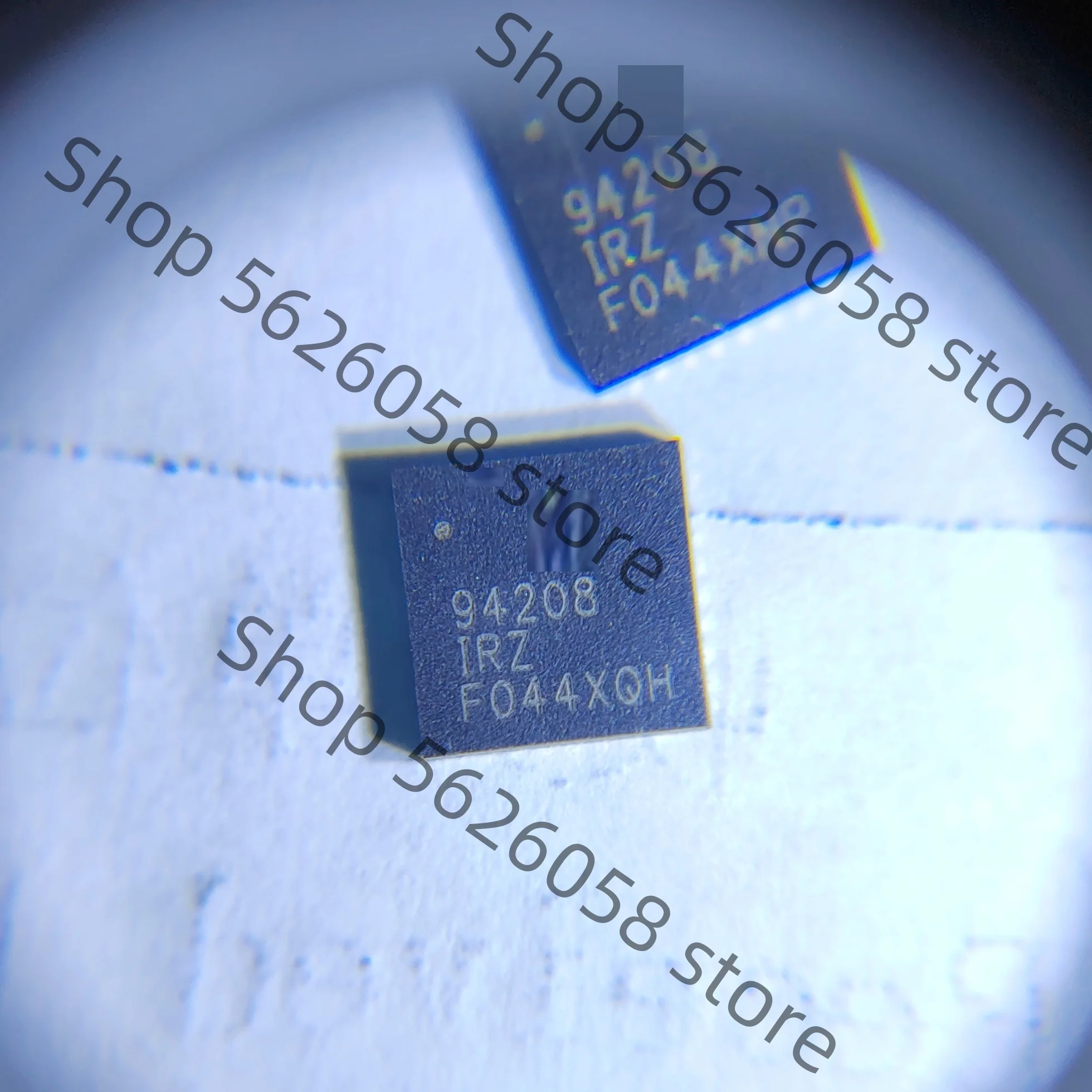 

ISL94208IRZ 94208IRZ 94208 QFN Original spot, free shipping 5pcs/lot