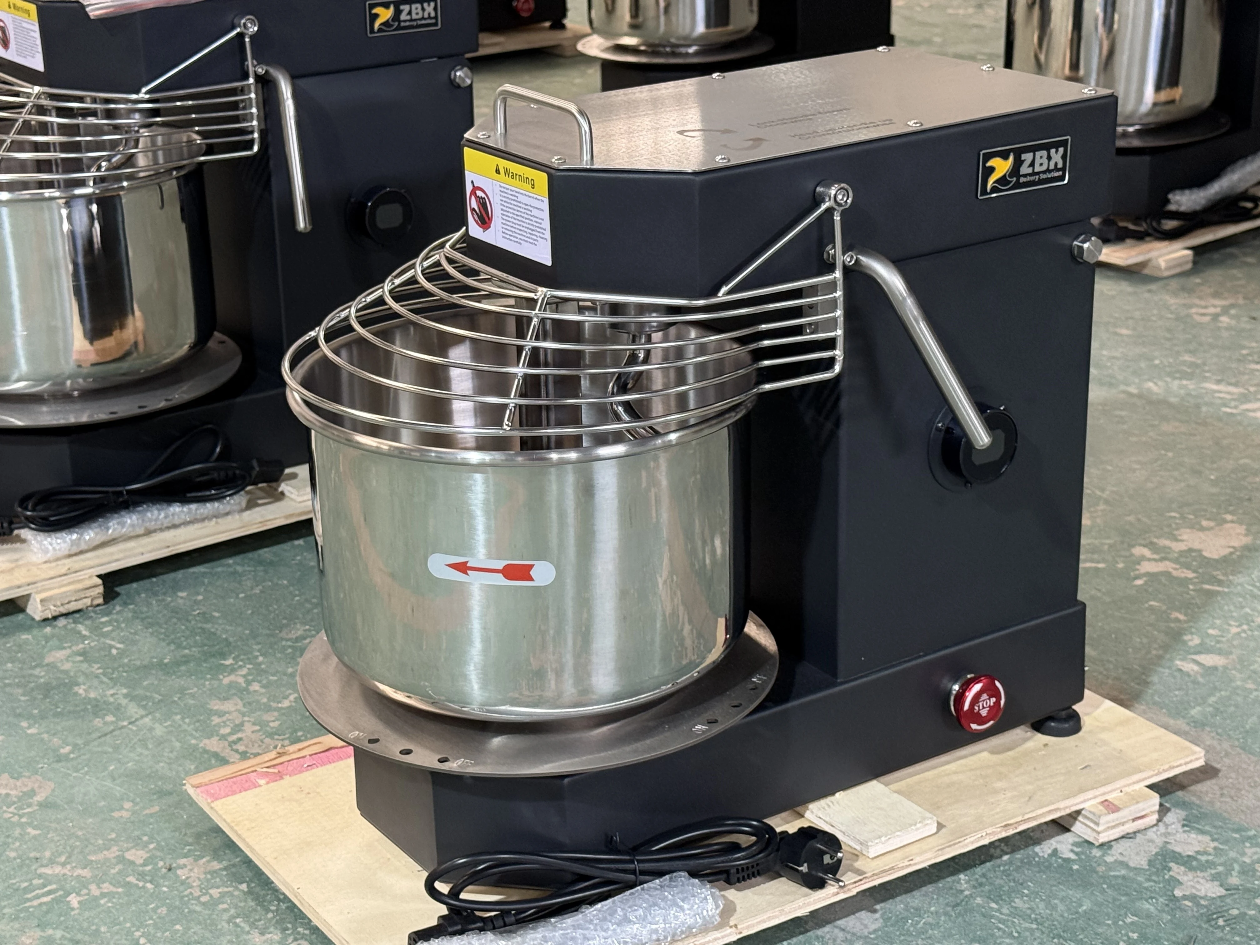 10Liter 4Kg TableTop Dough Mixer Tilt Head and Removeable SS304 Bowl