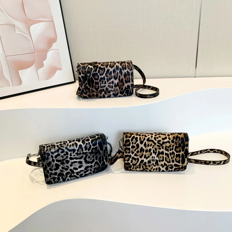 Fashion PU Leather Leopard Print Shoulder Bags for Women Summer Square Crossbody Bags Ladies High Quality Retro Joker Handbags