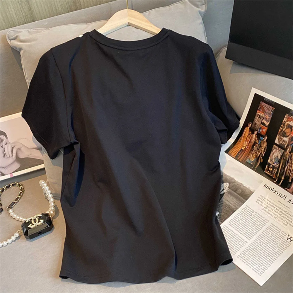 Camisetas de estilo veraniego para mujer, blusas informales de manga corta con cuello redondo y pajarita, decoración con estampado de corazón