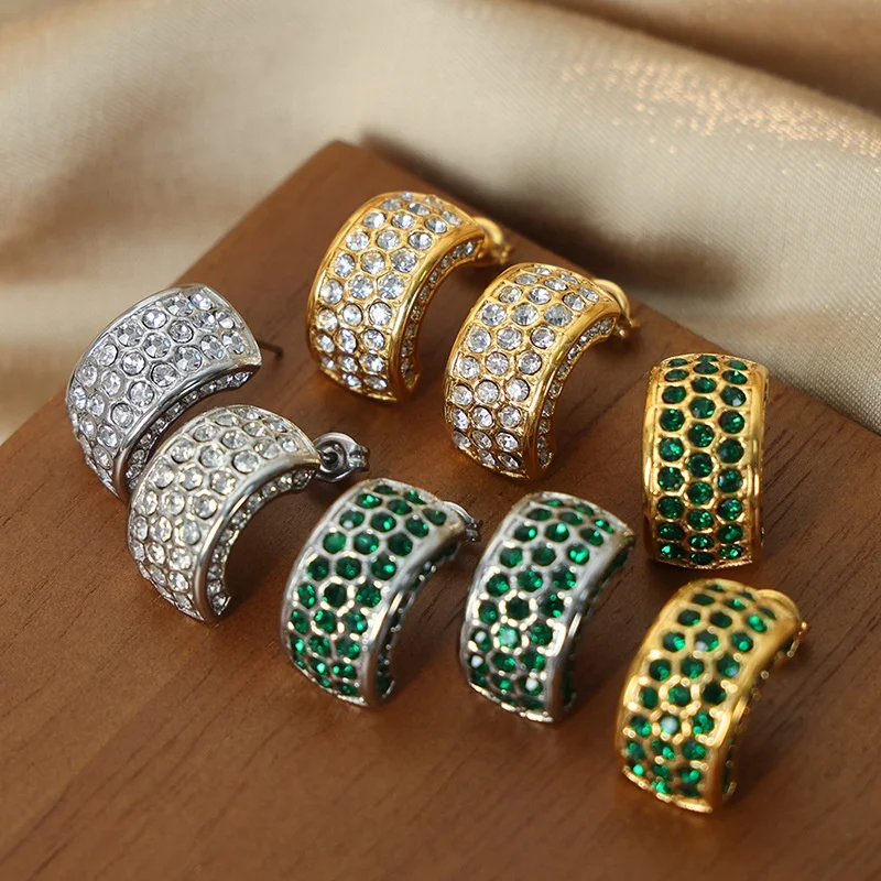 

MARKA New Retro Zircon Geometric C-shaped Titanium Steel Earrings Are Fashionable and Versatile Jewelry Accessories for Women
