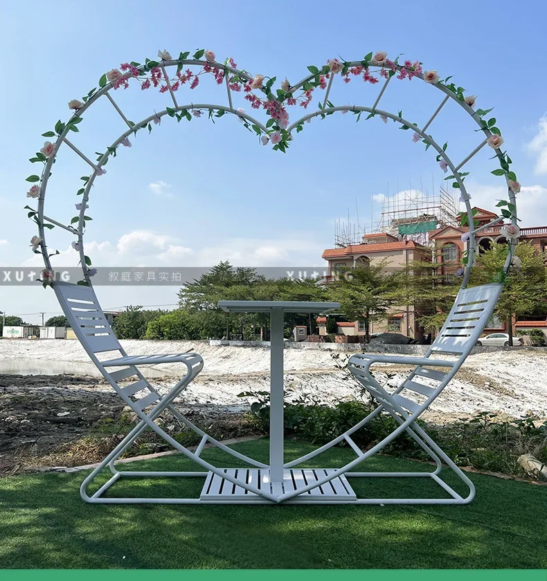 Outdoor furniture heart-shaped cassette combination garden courtyard waterproof and sunscreen table and chair furniture