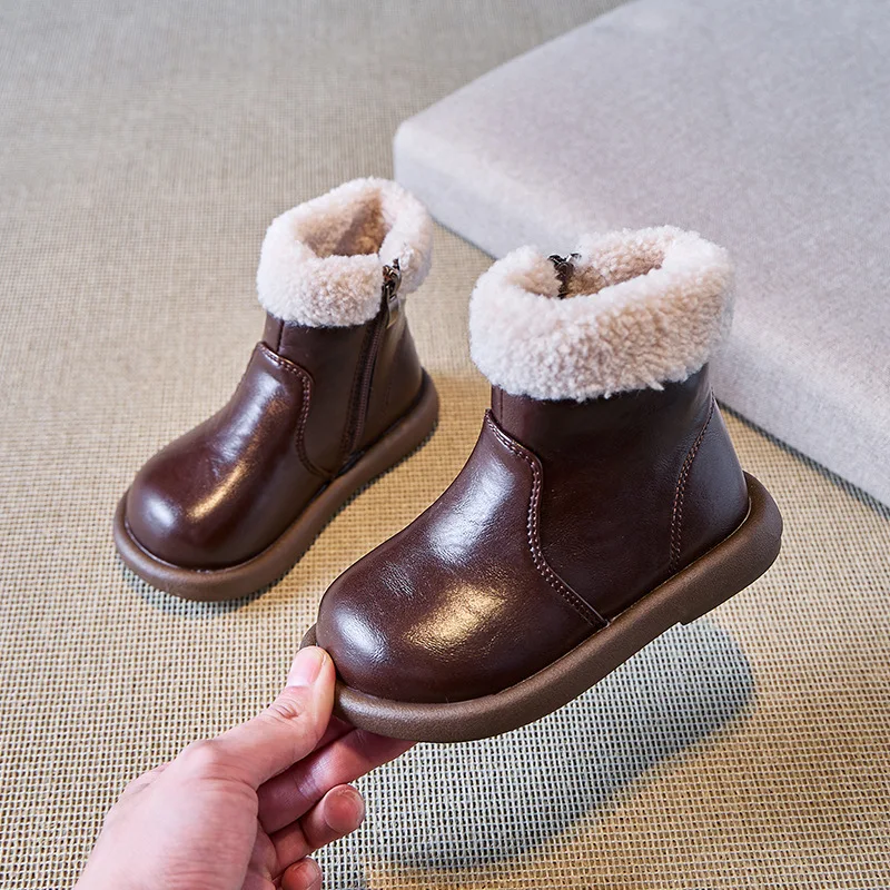 

2025 Children Casual Short Boots for Girls Winter New Fashion Korean Style Soft Sole Non-slip Versatile Princess Leather Shoes