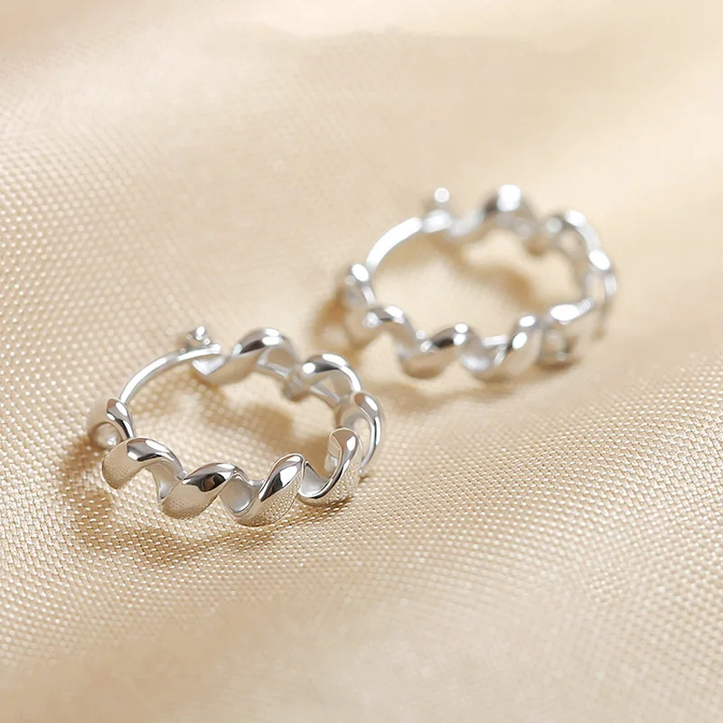 Fashion Fried Dough Twists Small Earrings Twisted Rope Ribbon Earrings Mobius Earrings Minimalist Daily Jewelry Gifts