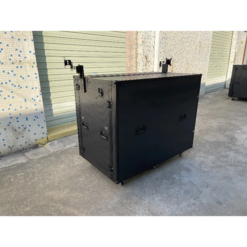 Portable Video Production Workstation Flight Case with Dual Monitor Mounts