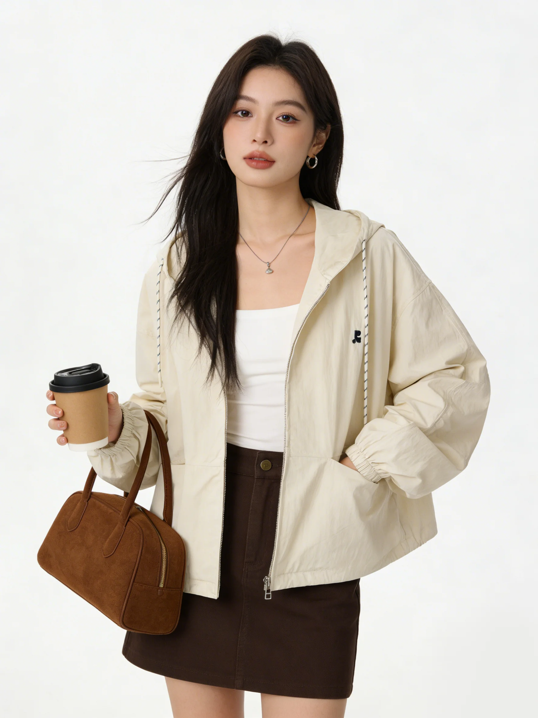 

Весенняя новинка: повседневная корейская укороченная куртка с вышивкой, свободного кроя, стройнящая, с защитой от солнца, синяя, в стиле ретро, байкерская куртка для женщин