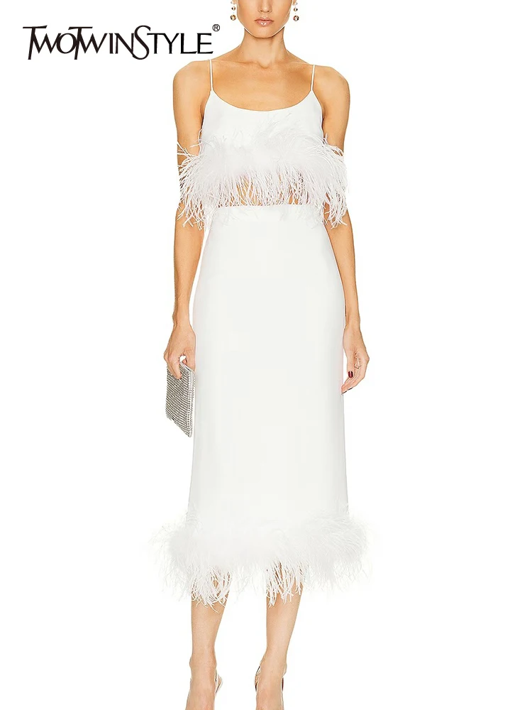 

TWOTWINSTYLE Patchwork Feathers Two Piece Set For Women Square Collar Sleeveless Top High Waist Skirt Temperament Sets Female