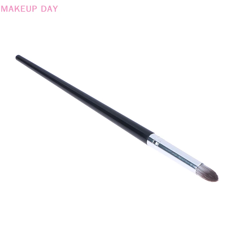 New Pencil Tip Concealer Brush Decree Pattern Lacrimal Sulcus Eye Bag Dark Under-eye Circles Concealer Makeup Brush Artifact