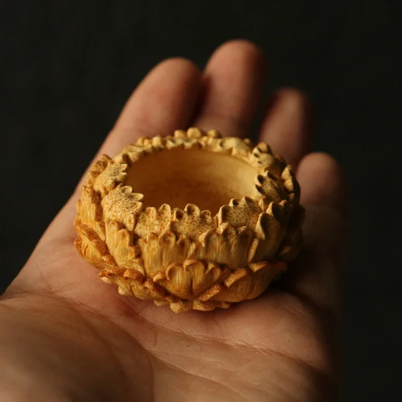 Boutique pure handmade carving petal-type bamboo joint small pen wash bamboo root carving incense burner