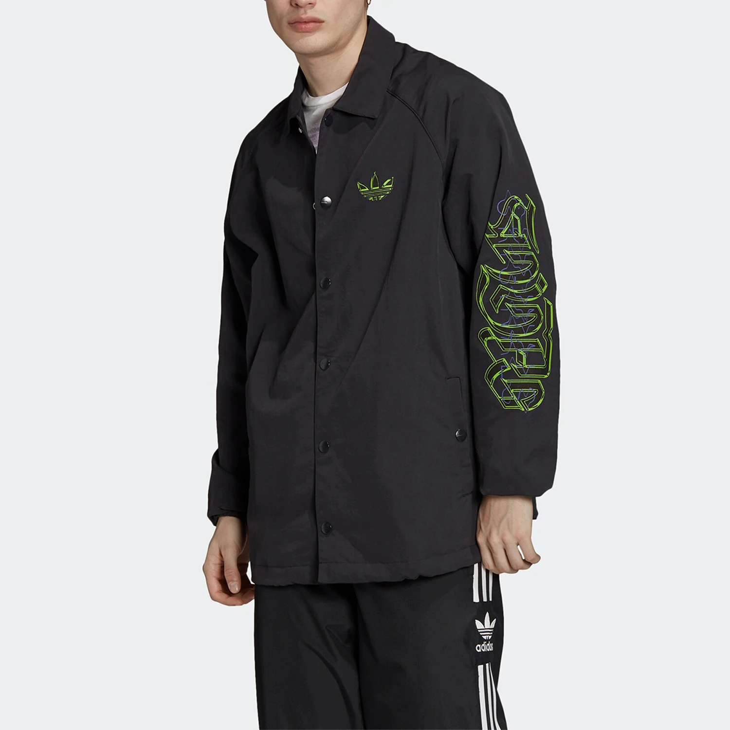 

Мужская спортивная куртка Adidas Authentic Originals Graphic LW WB GK5922