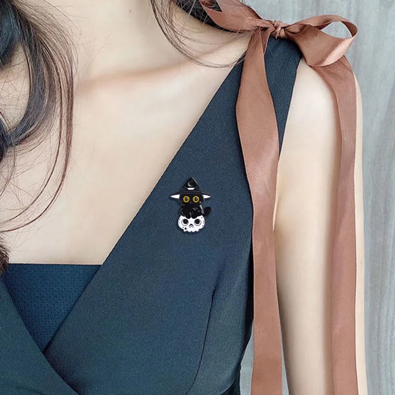 هالوين لطيف الأسود القط الجمجمة الكرتون بروش الإبداعية طوق إبرة الخصر إبرة شارة بدبوس معدنية الملابس قبعة اكسسوارات هدية