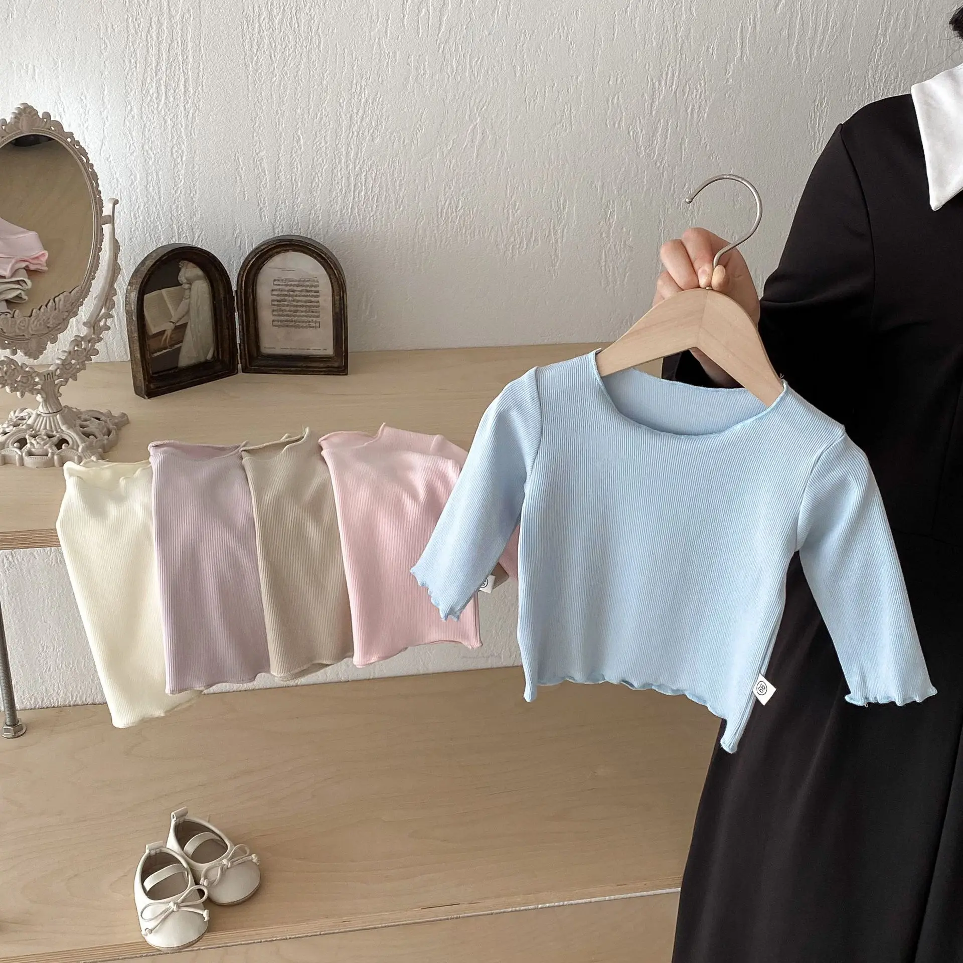 

Autumn Baby Girls Bottom Shirts Cotton Solid Long Sleeve Stretch Infant Girls Base Tops Versatile Soft Toddler Girl Undershirts