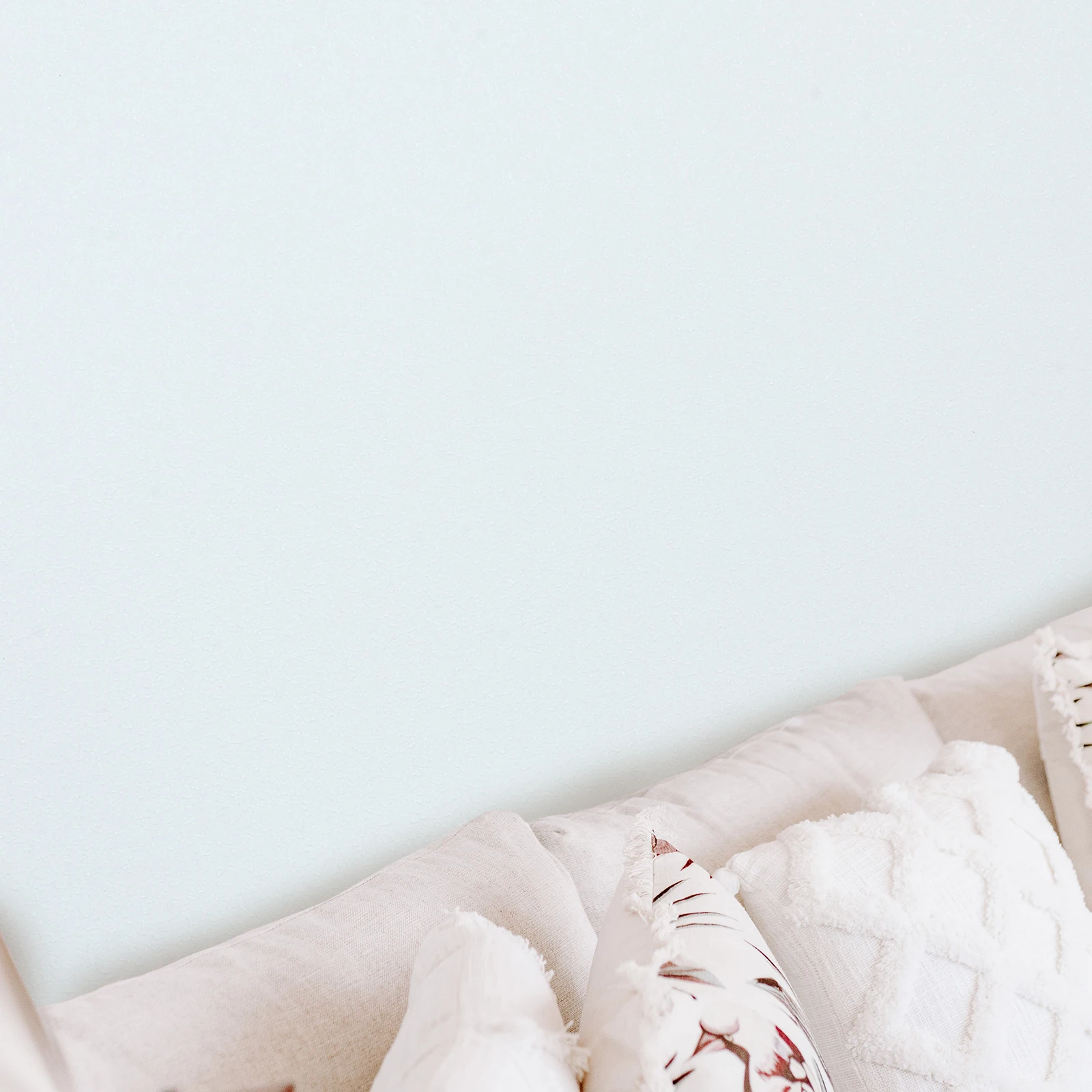 

Peel and Stick 3D Wall Stickers Self-Adhesive White Foam Waterproof Textured Wallpaper for Bedroom Living Room Decoration