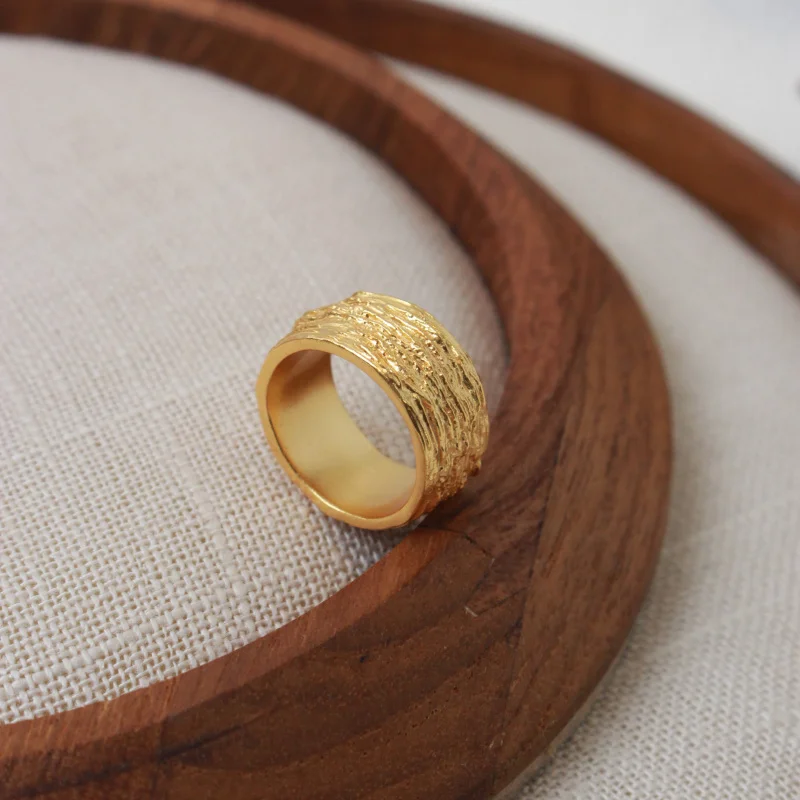Litheline 24K Gold Plated Brass Wood Grain band Ring Solid Anti-Tarnish Plating Lightweight Comfort Minimalist Jewelty view 3