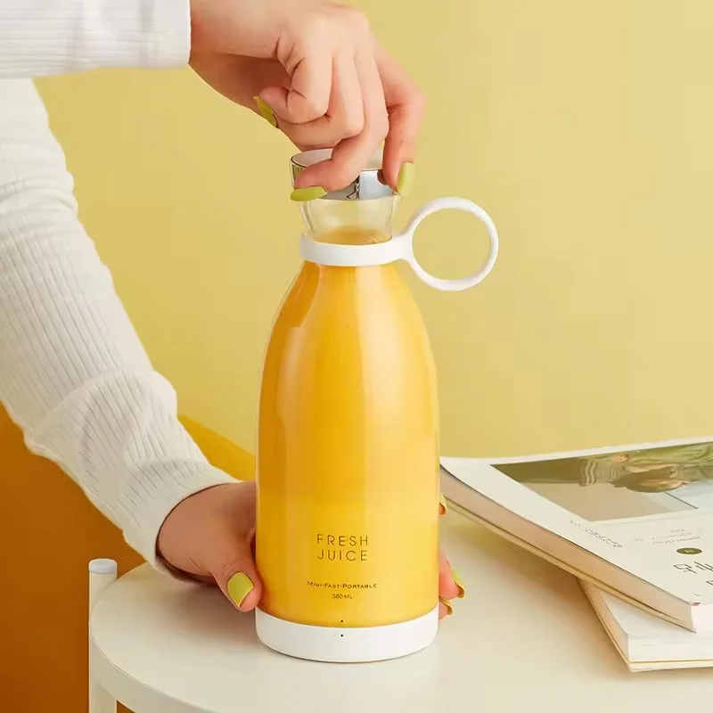 

Hot Selling Portable Juicer Cup Fruit Smoothie Blender Mini Travel Juicer Electric USB Rechargeable Juicer Mixer