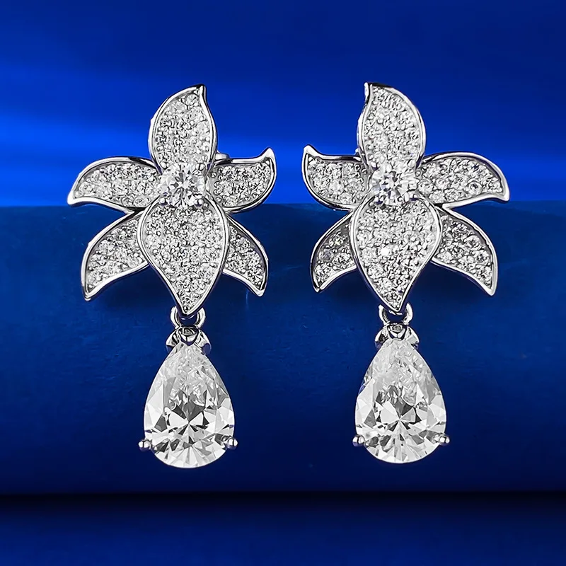 

2023 New niche design 7 * 10mm water drop petal earrings 925 silver elegant fashion earrings