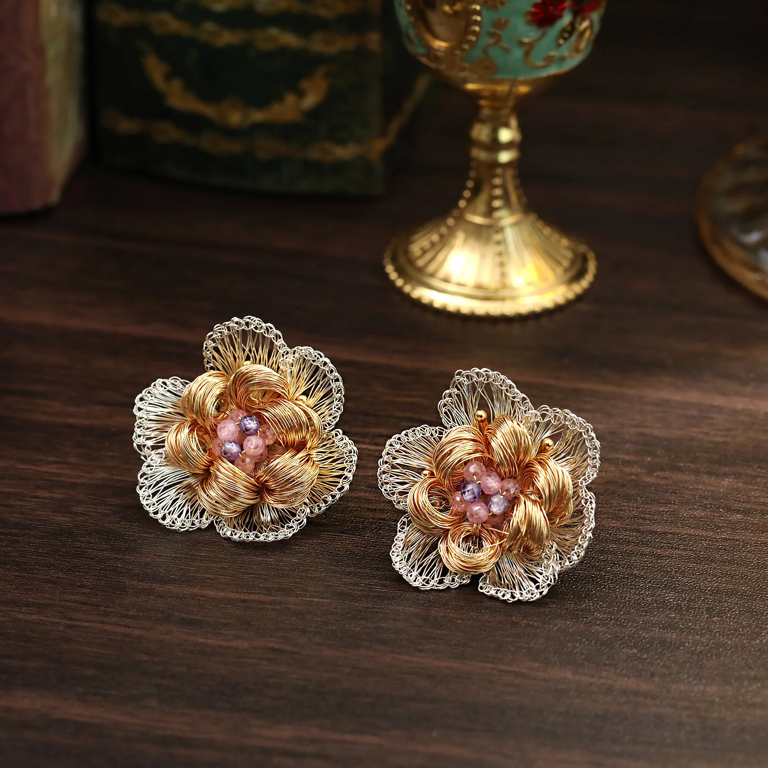 Wire Wrapped Hollow Flower Imitation Pearl Earrings For Women Elegant Fairy Handmade High End European Style Fashion Ear Jewelry