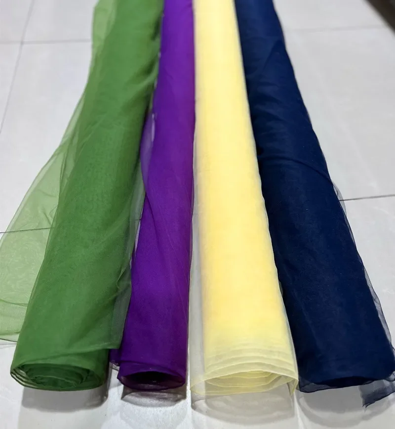 

Высококачественная мягкая сетчатая ткань, черная облегающая свадебная юбка, тон кожи, драпированная ткань телесного цвета для элегантной свадебной одежды