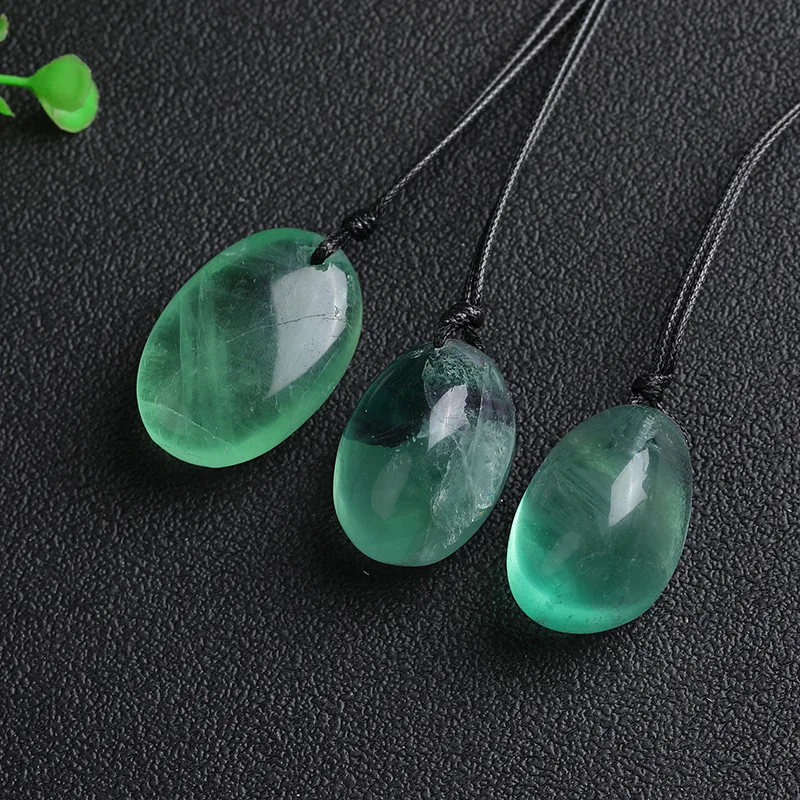 Natural Green Fluorite Pendant  Necklace Crystal Carved Figurine  Christmas Gift Fashion Jewelry For Women 1PCS 2-4CM