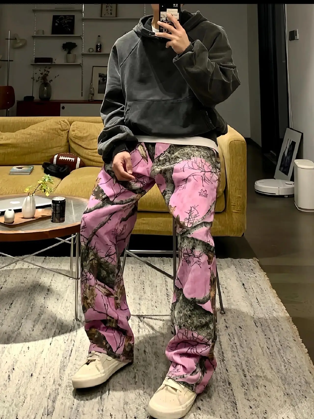 Loose Straight Leg Casual Pants Unisex Long Trousers Graffiti Print Wide Leg Jeans Youthful Style Autumn Season Fashionable