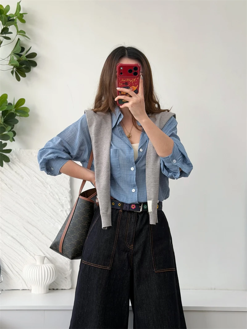 

Ultra-Light Bubble Cotton Long Sleeve Sun Protection Shirt Loose Women's Blue And White Plaid Shirt V-Neckline Cotton Blend