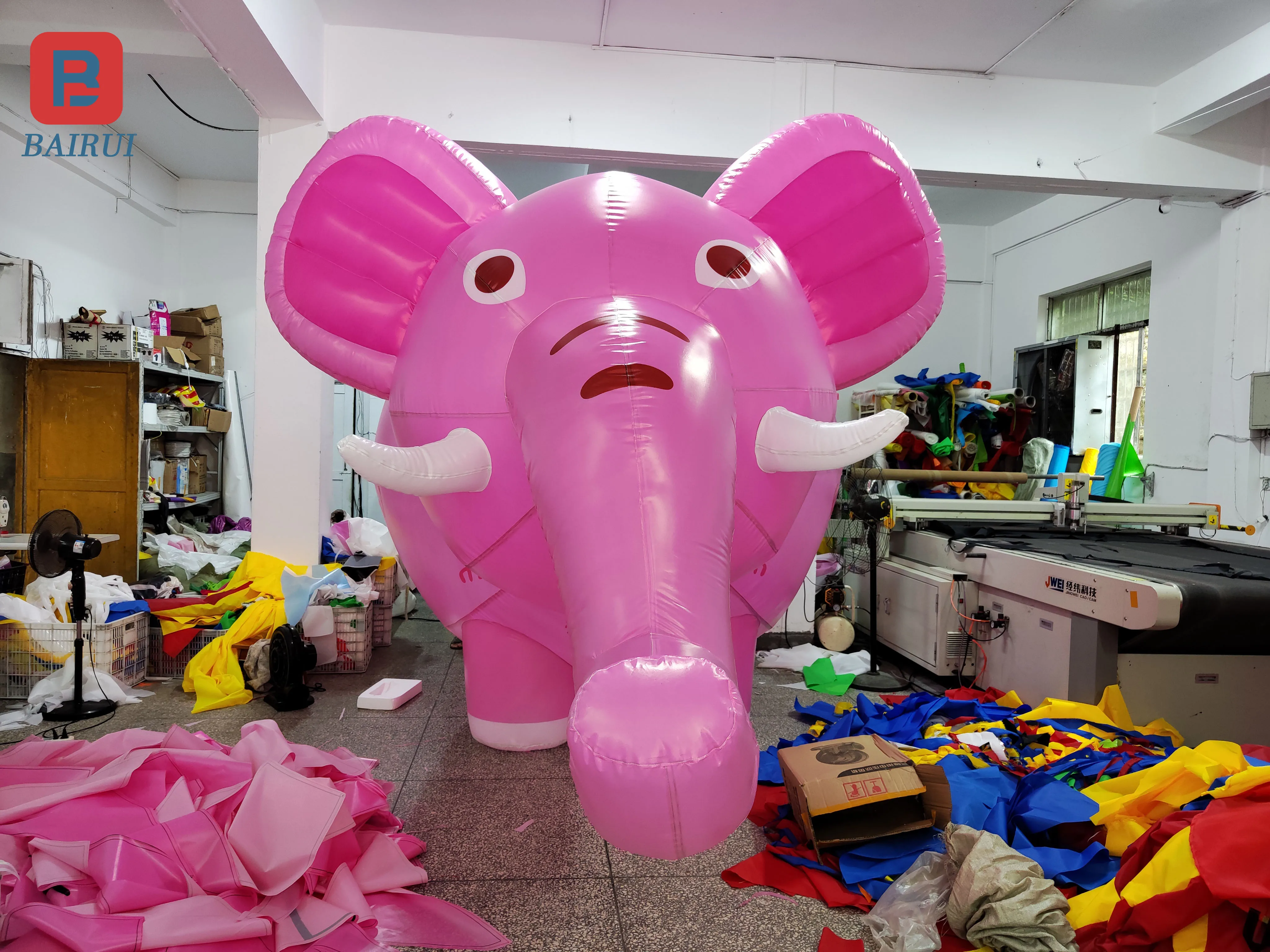 Cartoon inflatable pink elephant air model blue long-snouted elephant inflatable zoo-themed event atmosphere props