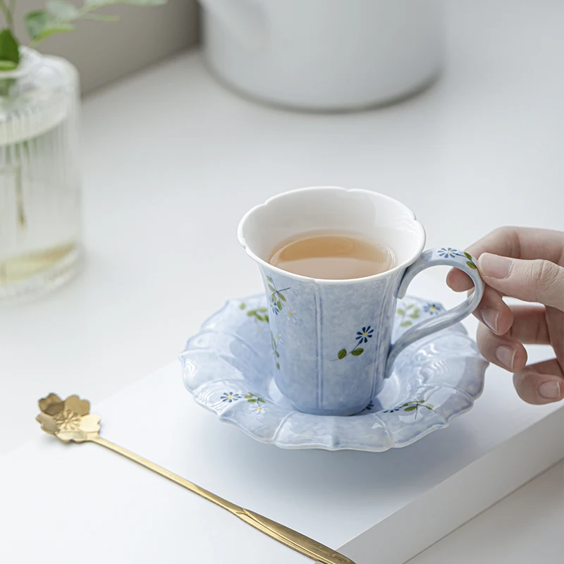 

Hand Painted Daisy Japanese Style Ceramic Tea Set Cup with Saucer for Afternoon Tea Coffee Time
