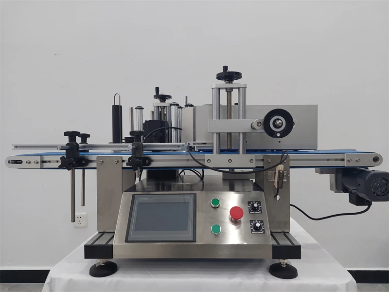 Full-Automatic Round Plastic Bottle Labeling Wrapping Machine Round Bottle Sticker Equipment with Touch Screen Controller