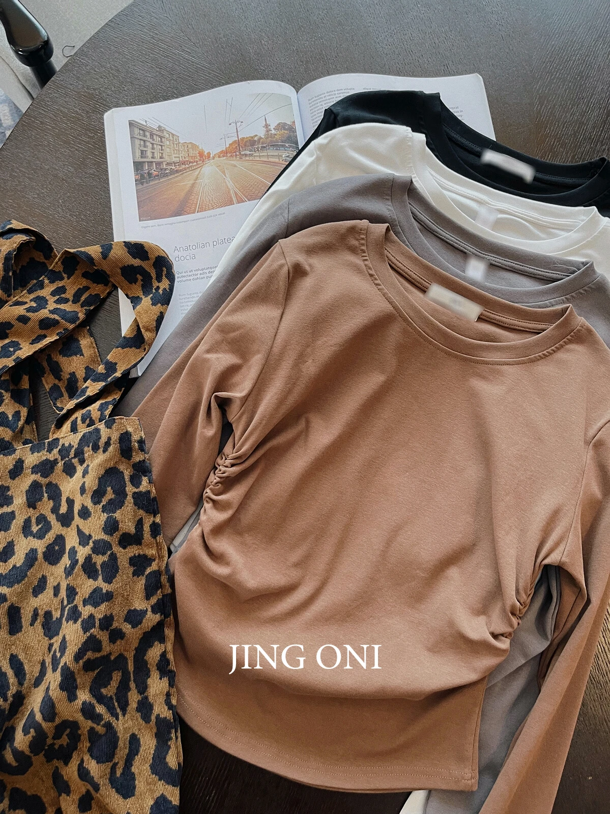 

T-shirt Blouse Y2k Woman Clothing 2023 Vintage Korean Style Fashion Autumn Long Sleeve Tops Elegant Cropped Slim Tee New Chic