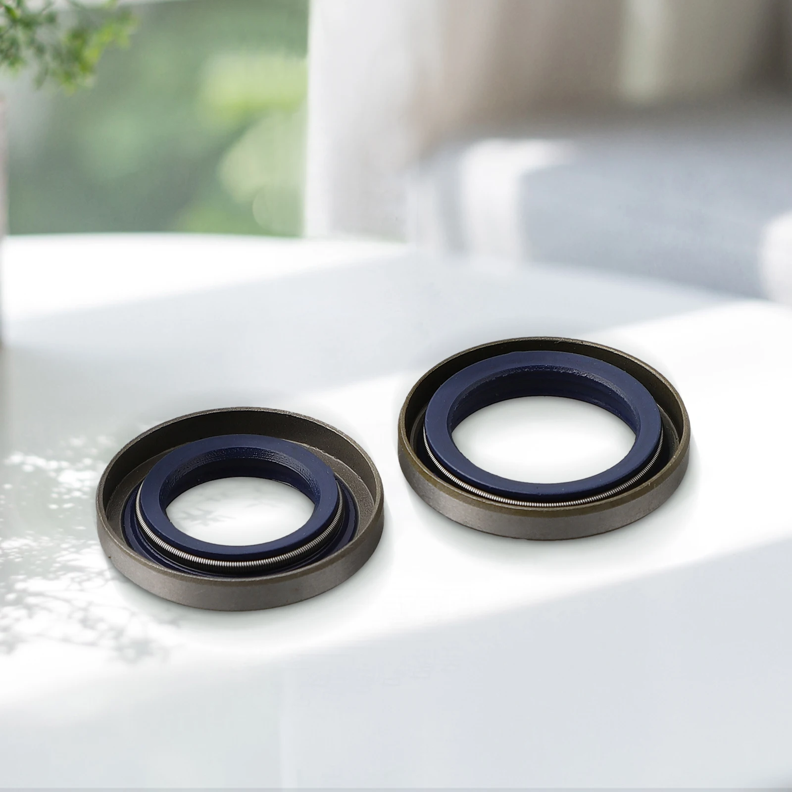 2PCS Oil Seals Water Seal Plunger Oil Seal For 40 365 371 357 359 51 55 257 262 254 XP Garden Power Equipment Chainsaw Parts