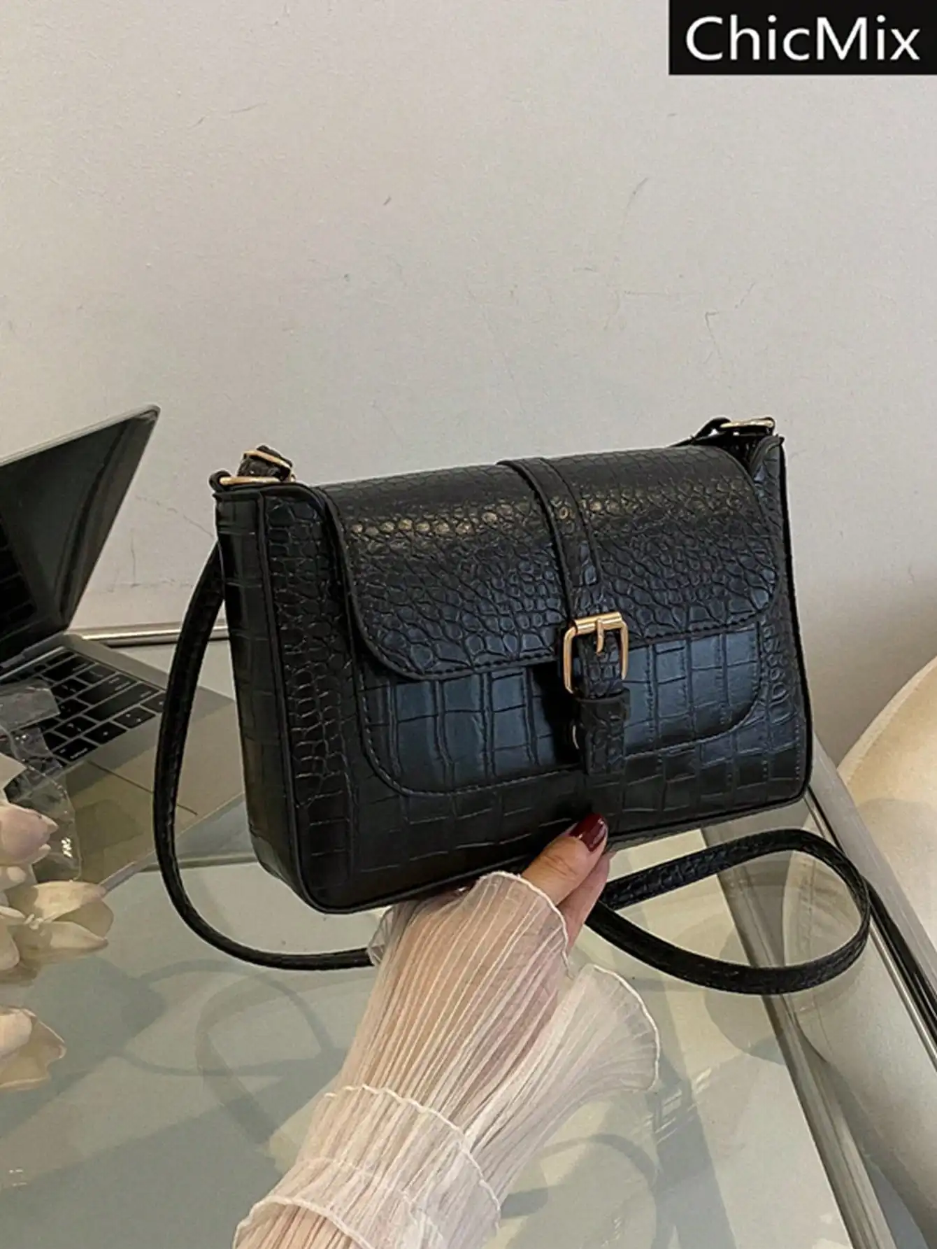 Crocodile Printed Minimalist Buckle Decor Flap Square Bag Crocodile Embossed Square Shoulder Bag, Solid Color Crossbody Bag