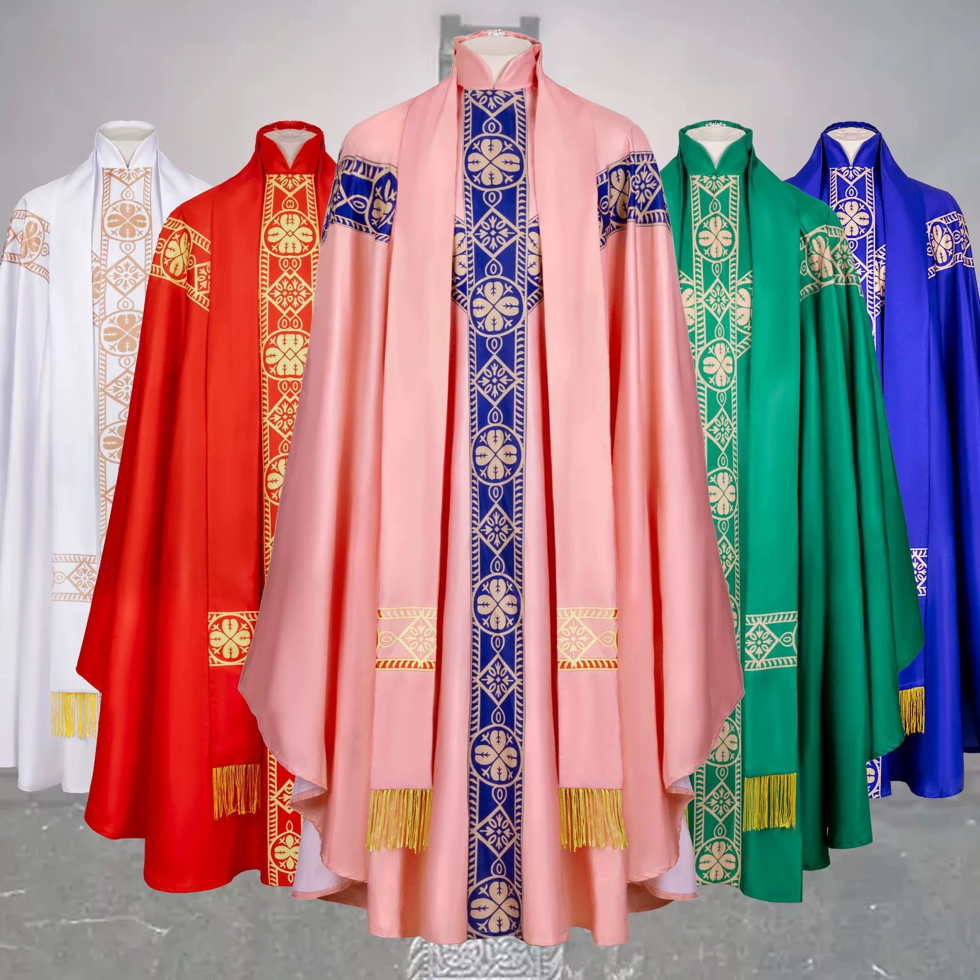 

Anime Catholic Priest Chasuble Church Mass Vestment Robe Chasuble Priest Vintage Baggy Robe Gown Cape Halloween cosplay costumes