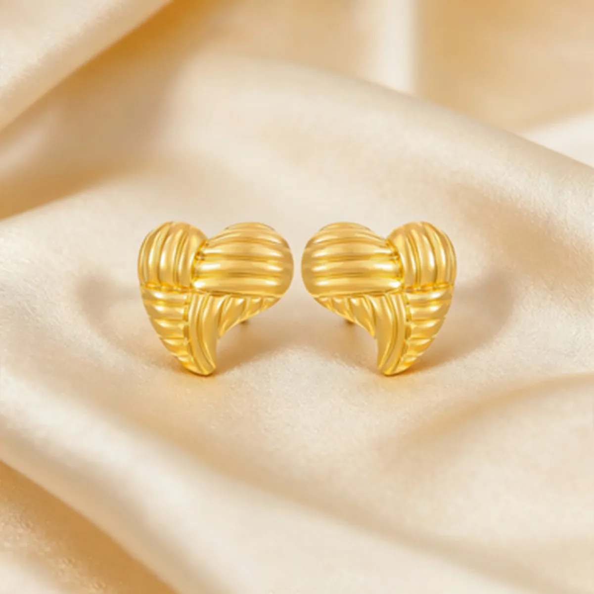 Exaggerated Gold Color Heart Oval Earrings For Women Metal Earing Jewelry 2026 Trending Irregular Wrinkled Geometric Earrings