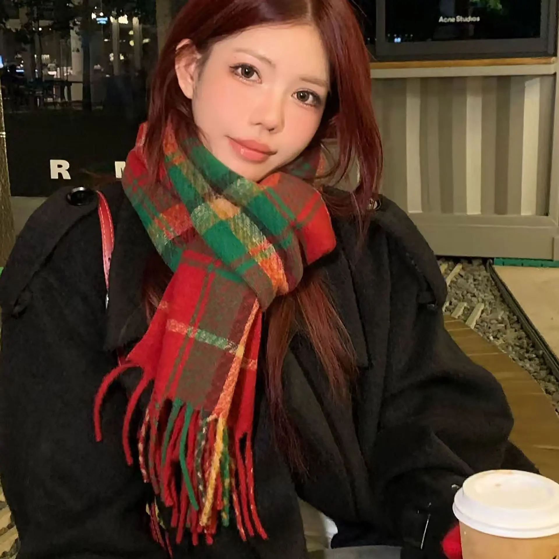 

Модный теплый шарф в клетку из искусственного кашемира для женщин, рождественский красный шаль средней длины, зимние накидки с одеялом с кисточками