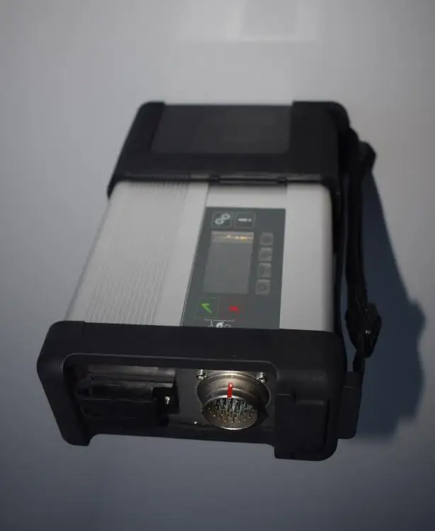 NEWLY released  MB SD C5 MB Star C5 SD connect compact 5 with multi-language Support WIFI for MB trucks and cars (24v+12v)