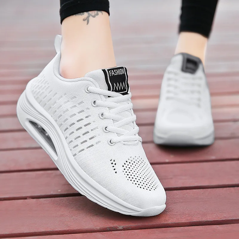 

Women's Walking Shoes Fashion Lightweight Breathable Sneakers Casual Thick Bottom Shake Shoes Size 35-42