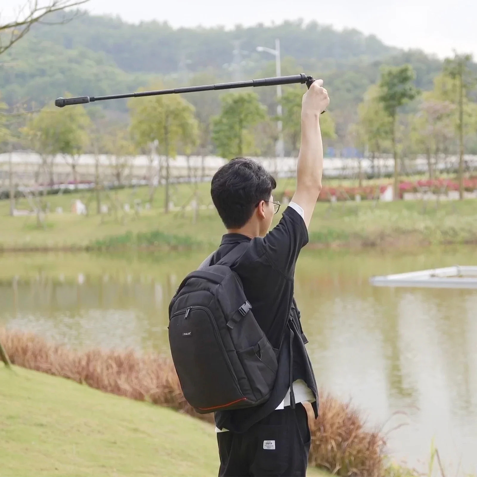 Rotary Handle Desktop Tripod Stand for Insta360 X5 X4 X3/DJI / GoPro 13 Camera Accessories with 1/4 Screw Tripod Stand