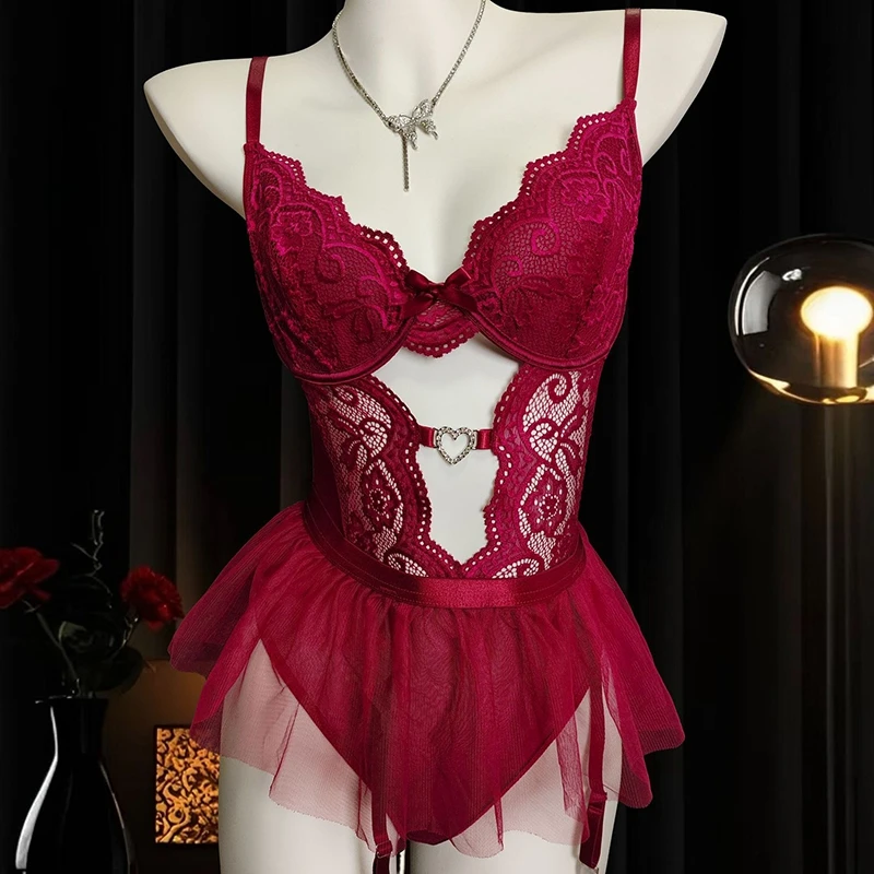 

Women's Lace Embroidery Bodysuit Lingerie Slim Sleeveless V-Neck Cutout Mesh Tulle Triangle Romper Exotic Valentine's Day