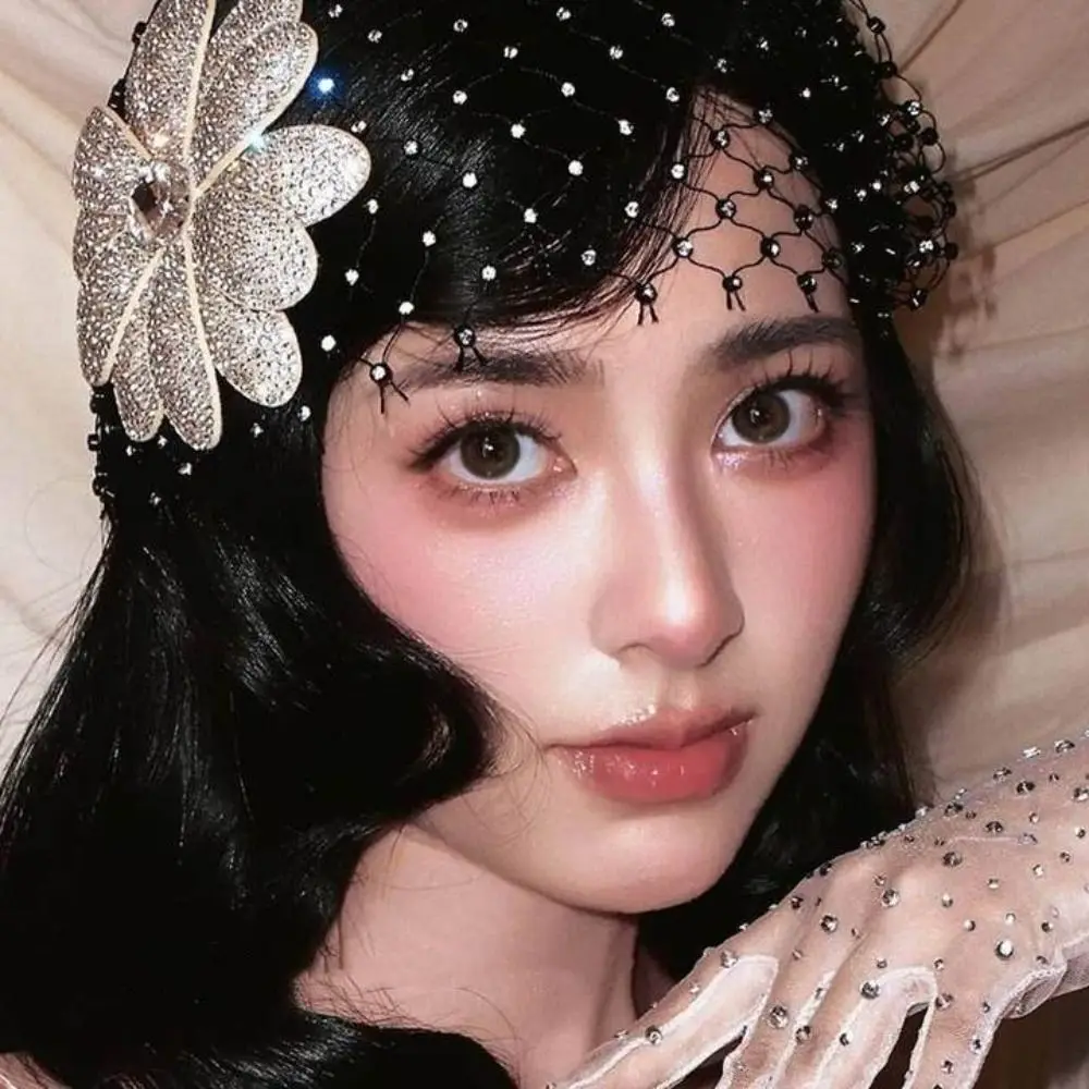 Veli da sposa squisiti in stile francese Strass neri Testa da sposa Rete di lusso Copricapo da sposa cavo Accessori da sposa