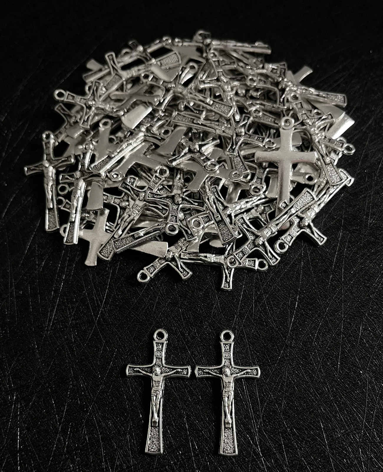 

Cottvott 20Pcs Rosary Necklace Chaplet Bracelet Parts INRI Crucifixion Cross Pendant Charms DIY Religious Jewelry Accessories