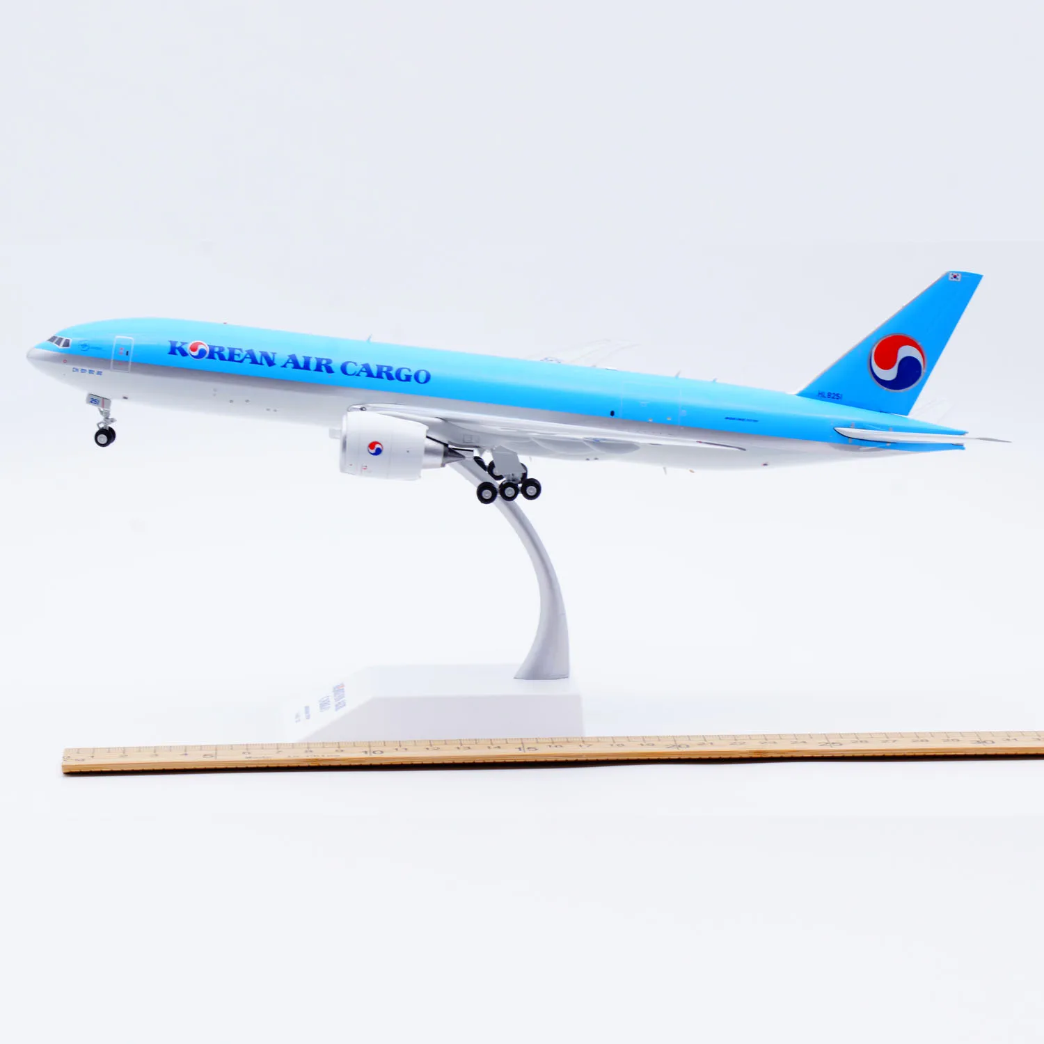 SA2004合金製コレクタブル飛行機ギフト JCウィングス 1/200 韓国航空貨物「スカイチーム」ボーイングB777Fダイキャスト航空機ジェットモデル HL8251